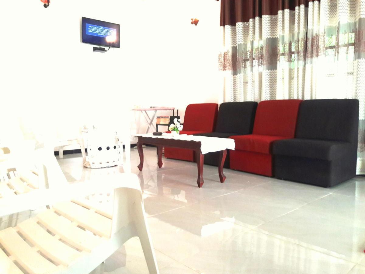 Mango Villa Хиккадува Экстерьер фото