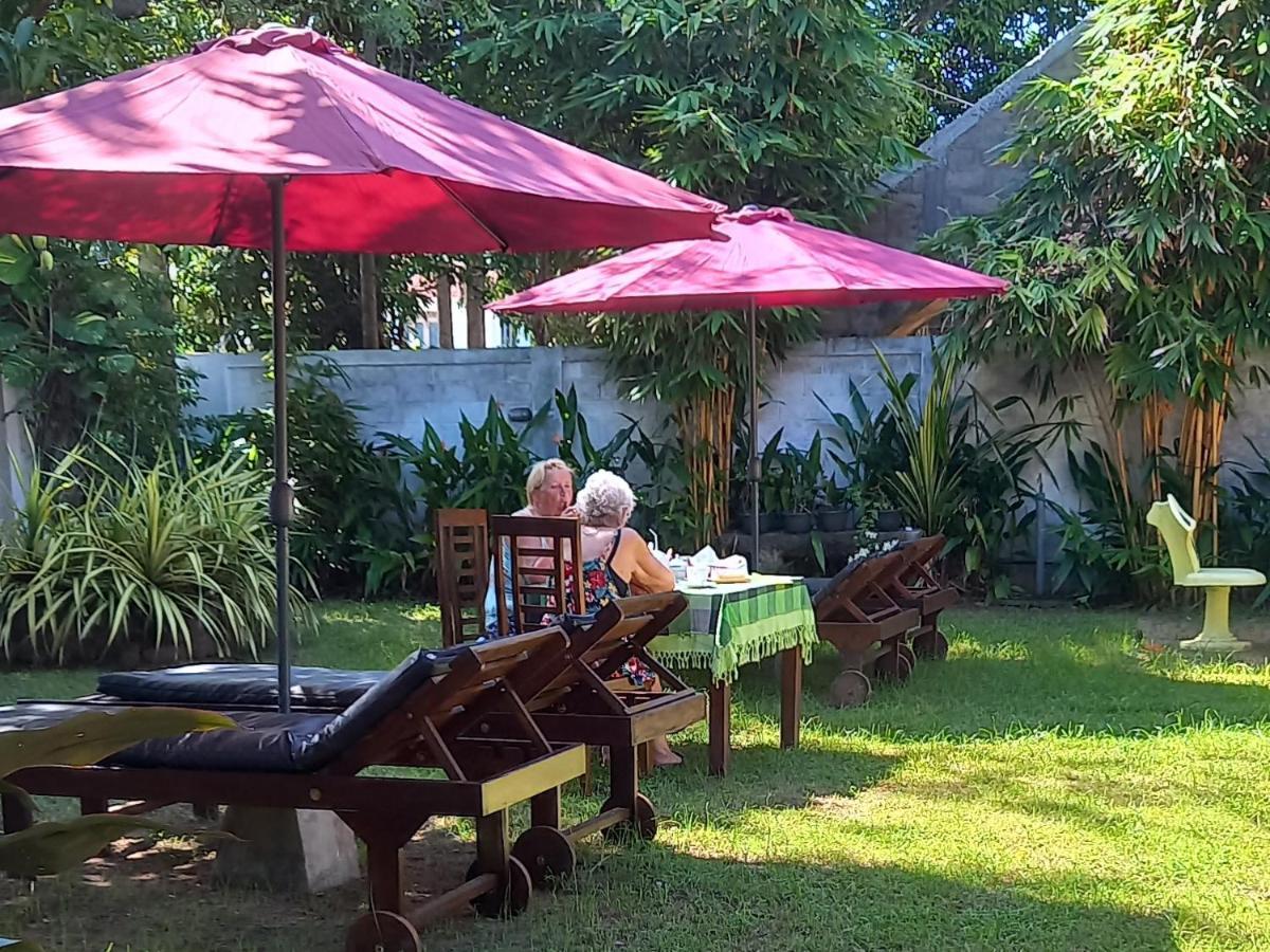 Mango Villa Хиккадува Экстерьер фото