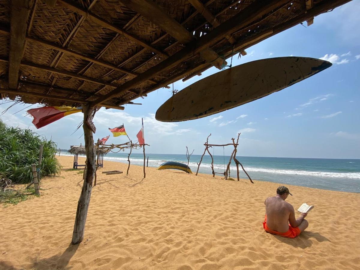 Mango Villa Хиккадува Экстерьер фото